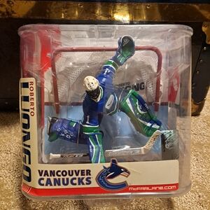 Vancouver Canucks Roberto Luongo Action Figure 2007 Green & Blue